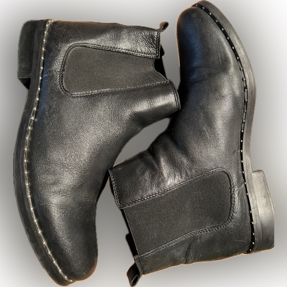 3items/30$😍 STEVE MADDEN BOOTIES size9